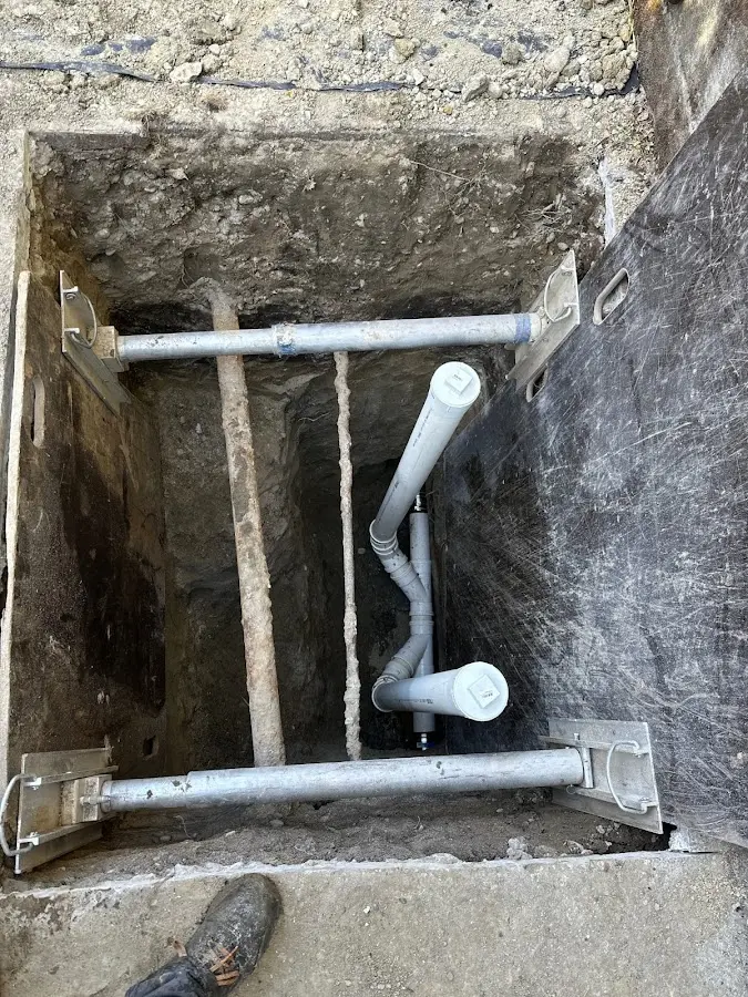 Experienced plumber completing Gas Line Repair work in Holbrook